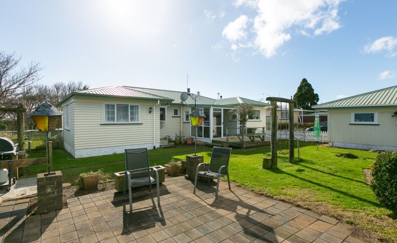  at 1350 Devon Road, Brixton, Waitara