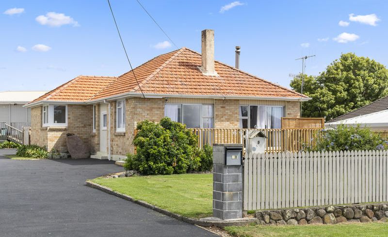 at 5 Somerset Grove, Parkvale, Tauranga