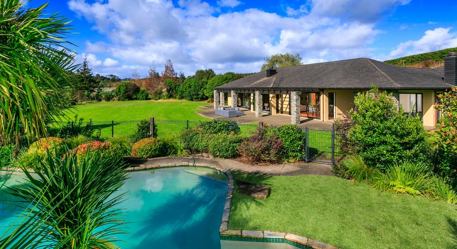  at 27 Goldflats Lane, Albany