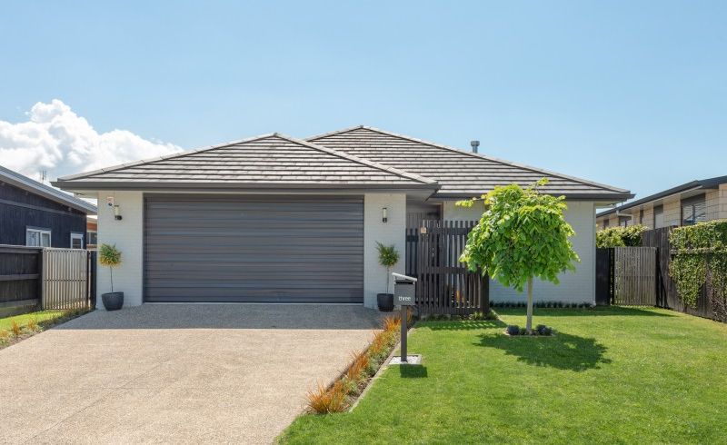  at 3 Fender Close, Pyes Pa, Tauranga