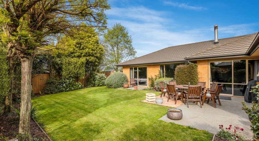  at 13 Paget Drive, Woodend, Woodend