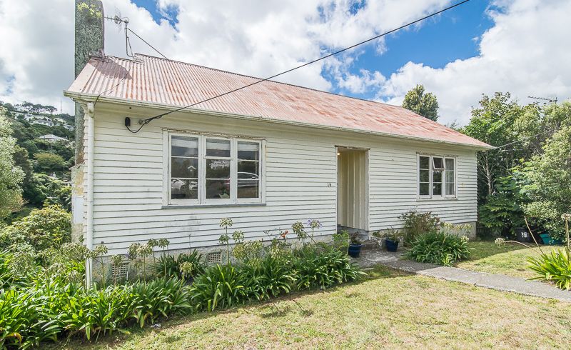  at 18 Kaihuia Street, Northland, Wellington