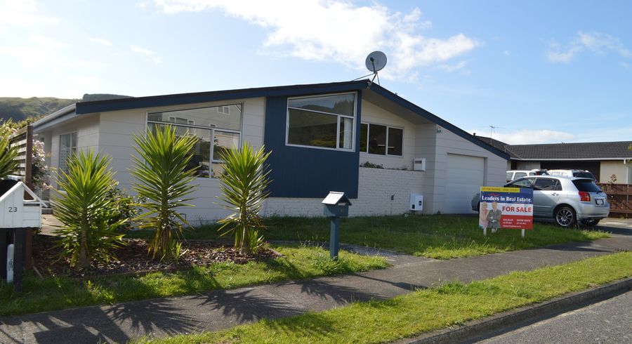 at 25 Rembrandt Avenue, Tawa, Wellington