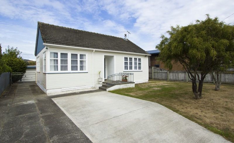  at 6 Churton Crescent, Taita, Lower Hutt