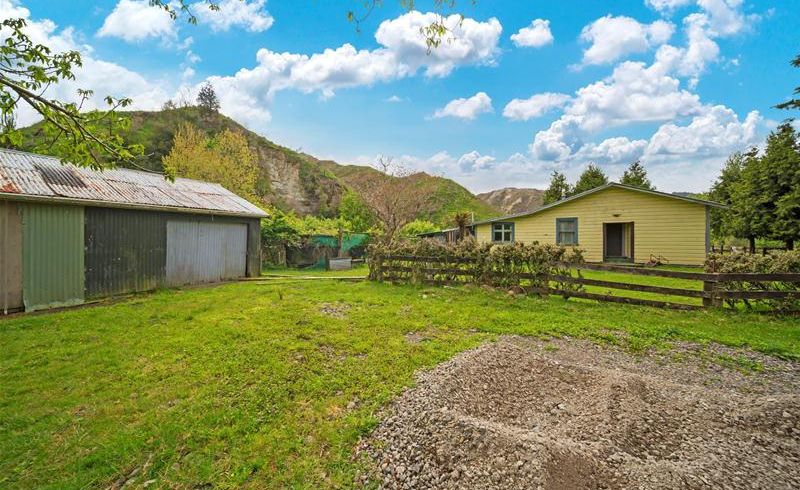  at 1153 Tangahoe Valley Road, Hawera