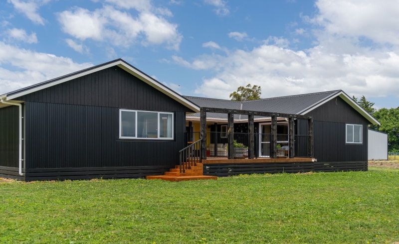  at 166 Dorset Road, Carterton