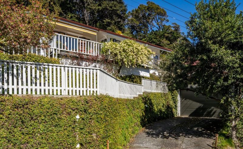  at 36 Moana Road, Days Bay, Lower Hutt