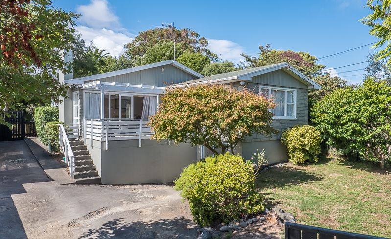  at 4 Gray Avenue, Paraparaumu Beach, Paraparaumu