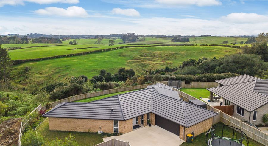  at 8 Lusk Way, Patumahoe, Pukekohe