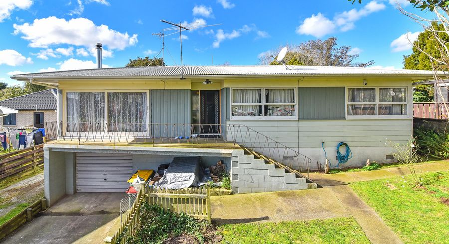  at 33 Rowandale Avenue, Manurewa, Auckland