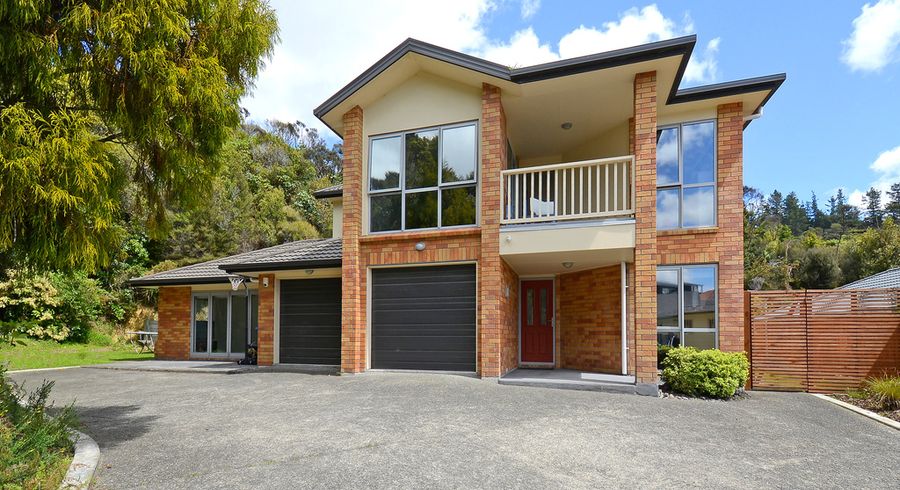  at 20 Sylvan Way, Silverstream, Upper Hutt