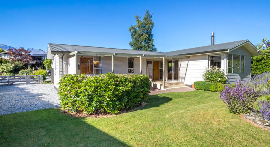  at 11 Argyle Place, Arrowtown, Arrowtown