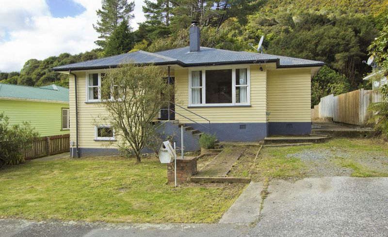  at 25 Sunny Grove, Wainuiomata, Lower Hutt