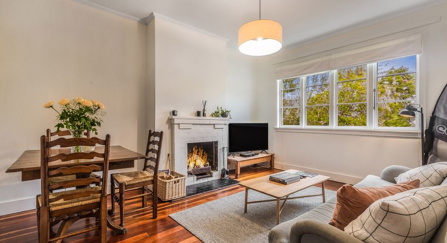  at 4/341 Mount Eden Road, Mount Eden, Auckland