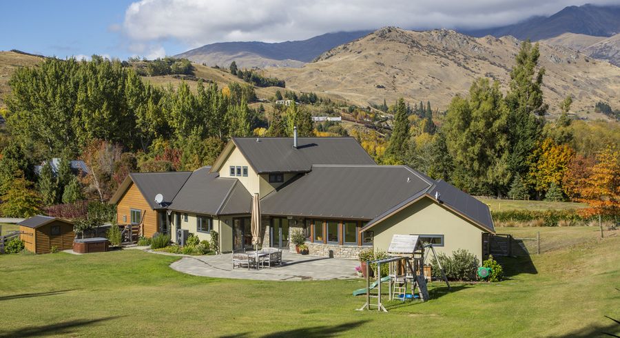  at 251B Arrowtown-lake Hayes RD, QUEENSTOWN