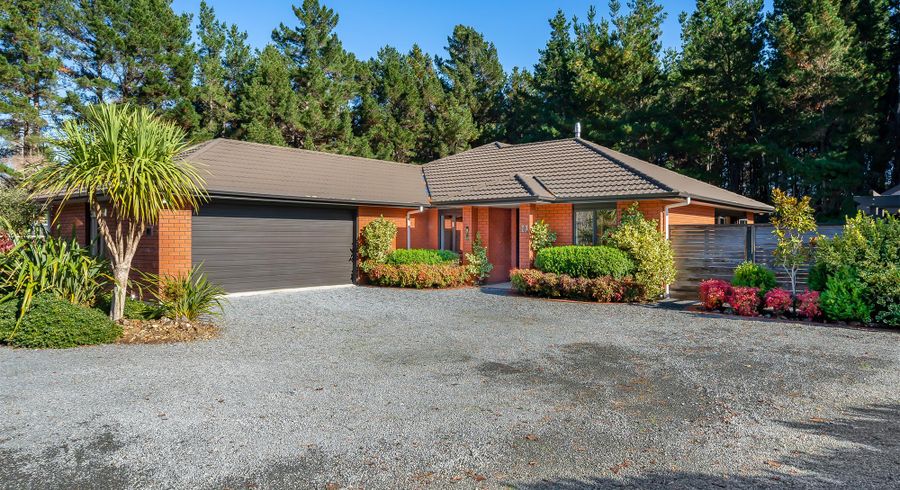  at 92 Katherine Mansfield Drive, Whitemans Valley, Upper Hutt