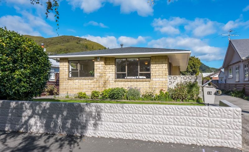  at 2/18 Norton Park Avenue, Fairfield, Lower Hutt