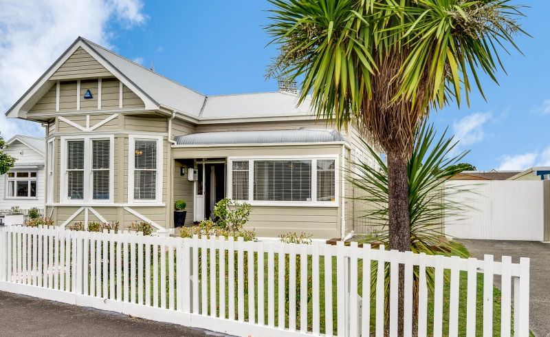  at 72 Nelson Crescent, Napier South, Napier