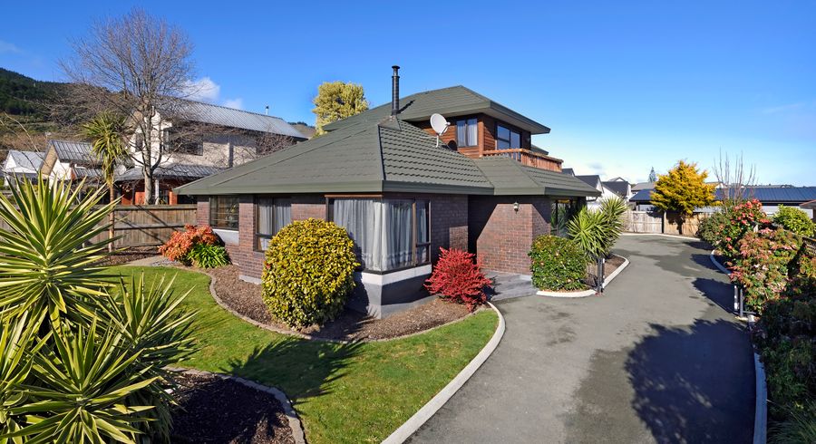  at 28 Chelsea Avenue, Richmond