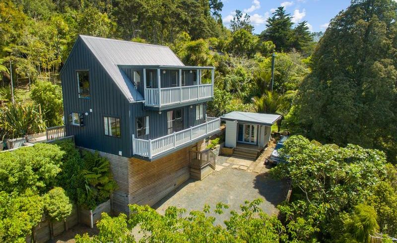  at 136 Mountain Road, Henderson Valley, Auckland