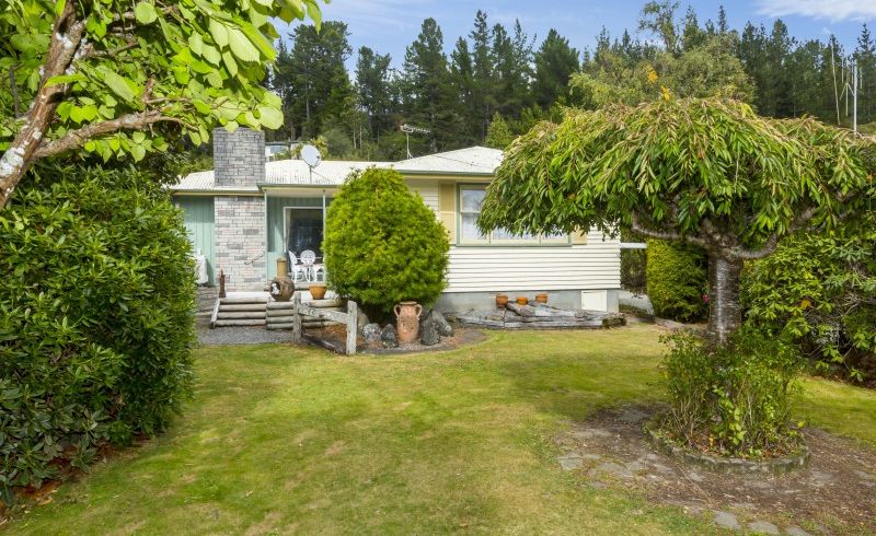  at 210 Plateau Road, Te Marua, Upper Hutt