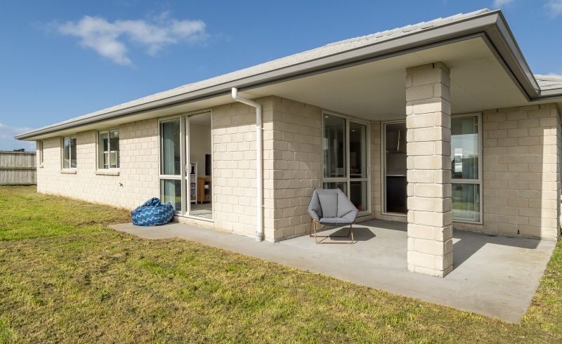  at 27 Elena Place, Welcome Bay, Tauranga