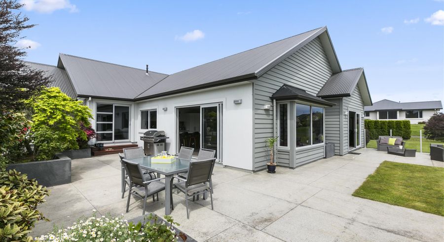  at 6 Orchard Grove, East Taieri, Mosgiel