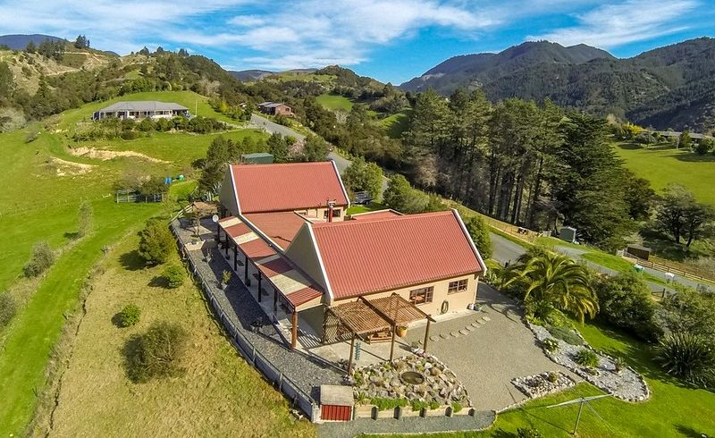  at 72 Frost Road, Hira