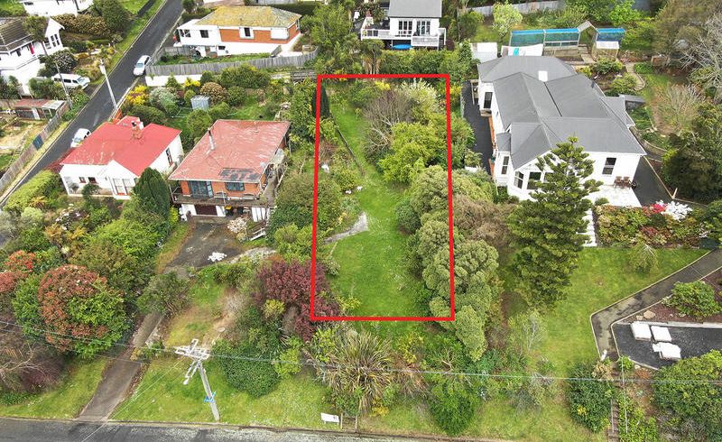  at 57 Totara Street, Ravensbourne, Dunedin
