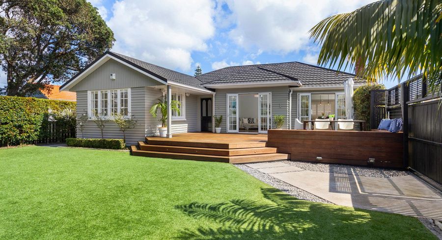  at 10 Michaels Avenue, Ellerslie, Auckland