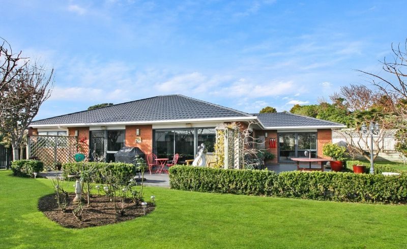  at 6 Manuka Place, Whalers Gate, New Plymouth