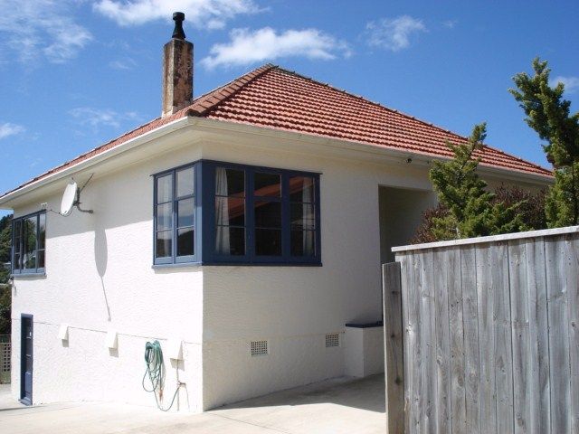  at 3 St Albans Avenue, Karori, Wellington