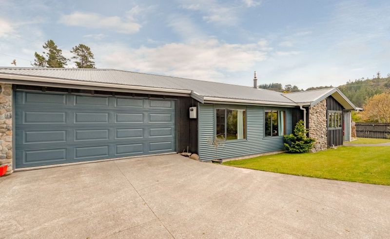  at 186 Plateau Road, Te Marua, Upper Hutt