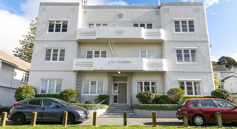  at 8/4 Oak Park Avenue, Te Aro, Wellington