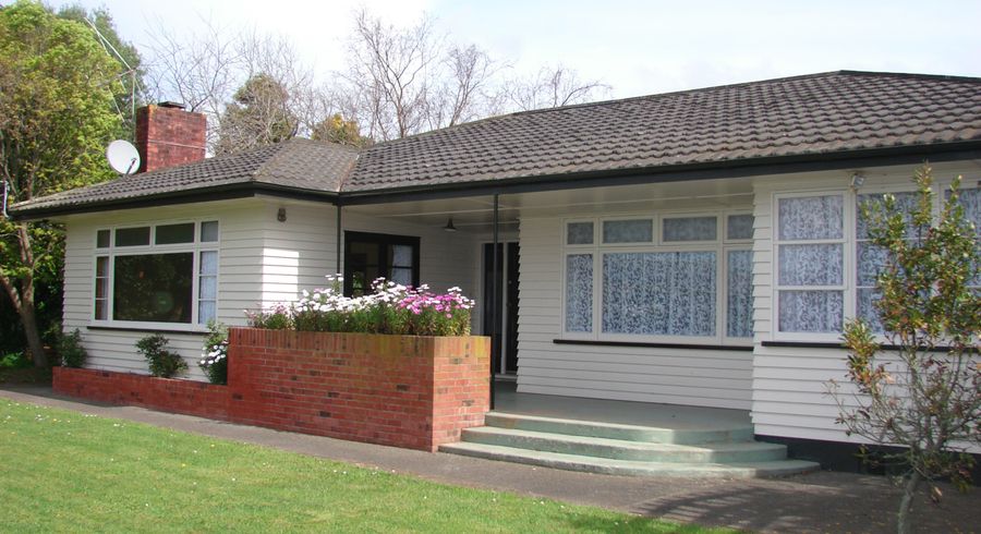  at 42 Summerhill Drive, Fitzherbert, Palmerston North