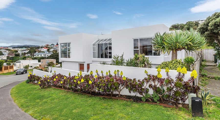  at 16 Treasure Grove, Hataitai, Wellington