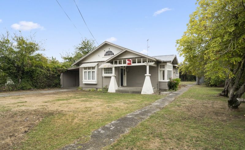  at 3 Panama Street, Martinborough