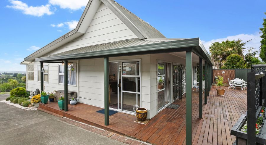  at 87 Sunnyvale Road, Massey, Auckland
