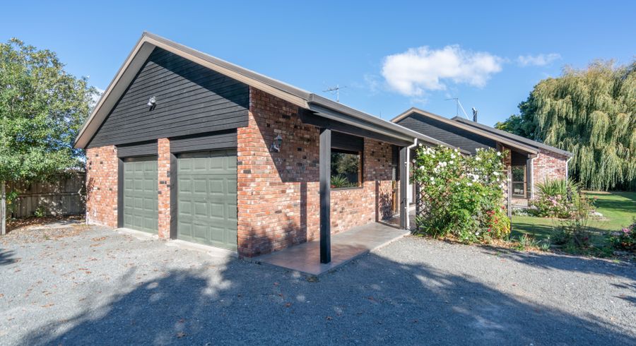  at 48 Gladstone Road, Woodend, Woodend