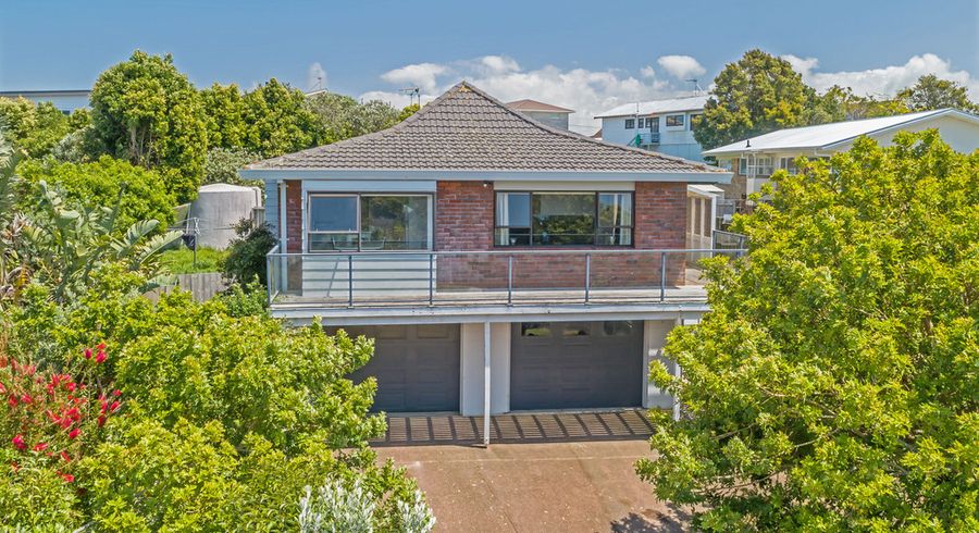  at 8 Rakino Avenue, Manly, Whangaparaoa