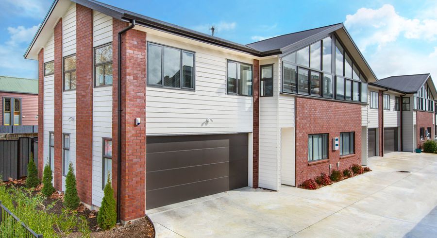  at 1/15 Cook Street, Hamilton East, Hamilton