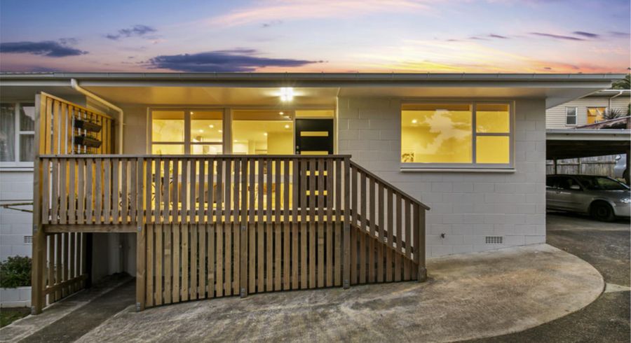  at 4/6 Parau Street, Three Kings, Auckland