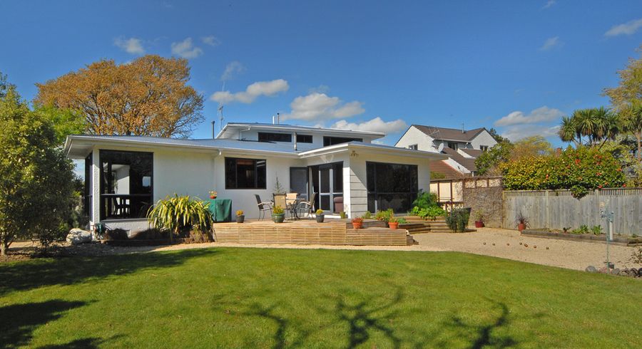  at 32 Lincoln Terrace, Hokowhitu, Palmerston North