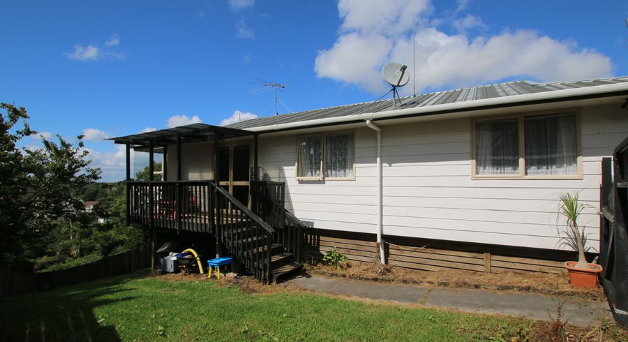  at 27 Aldern Road, Massey, Auckland