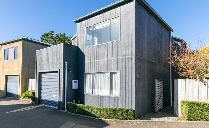  at 72B Hazlewood Avenue, Karori, Wellington
