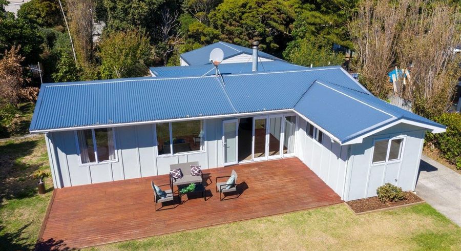 at 42 William Street, Waikanae Beach, Waikanae
