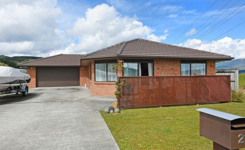  at 21 Percy Kinsman Crescent, Riverstone Terraces, Upper Hutt