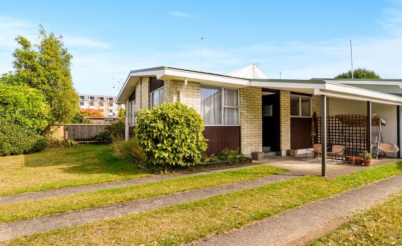  at 8 Mckee Avenue, Fenton Park, Rotorua