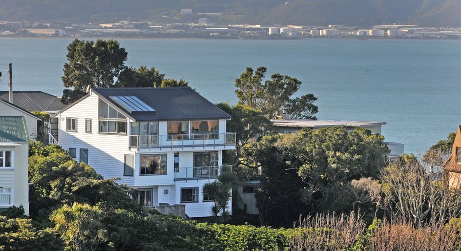  at 72 Amritsar Street, Khandallah, Wellington