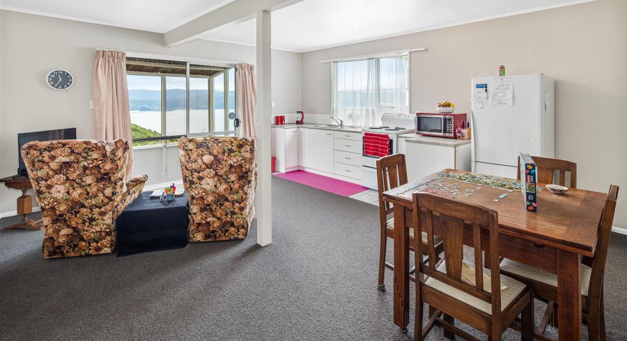 at 9B Edgecombe Street, Newlands, Wellington